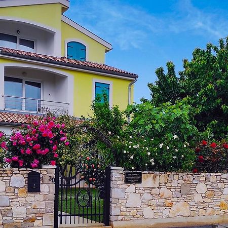 Apartman Mendula Премантура Экстерьер фото